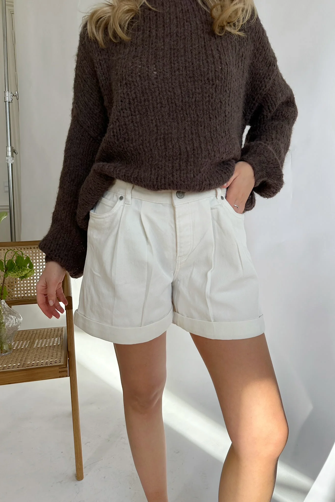JXAlexa Loose MW Shorts - Ecru - Image 4