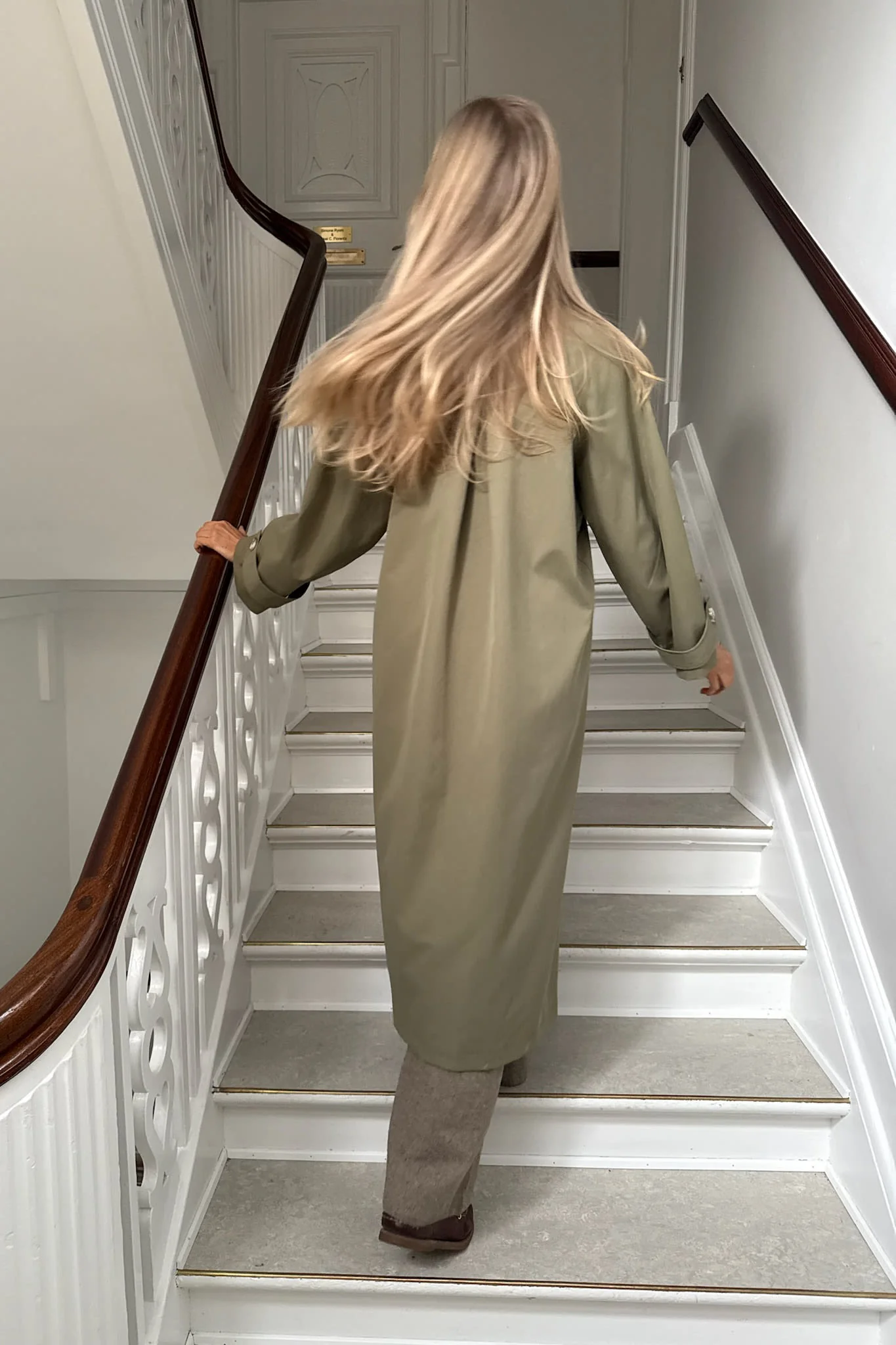 AvaIC Trenchcoat - Dark Khaki - Image 7