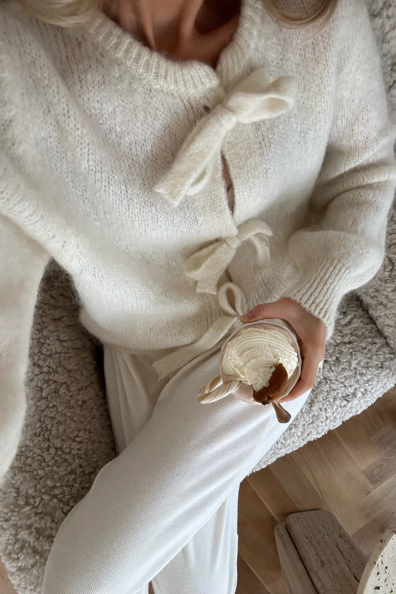 BaileyIC Bow Cardigan - White - Image 4