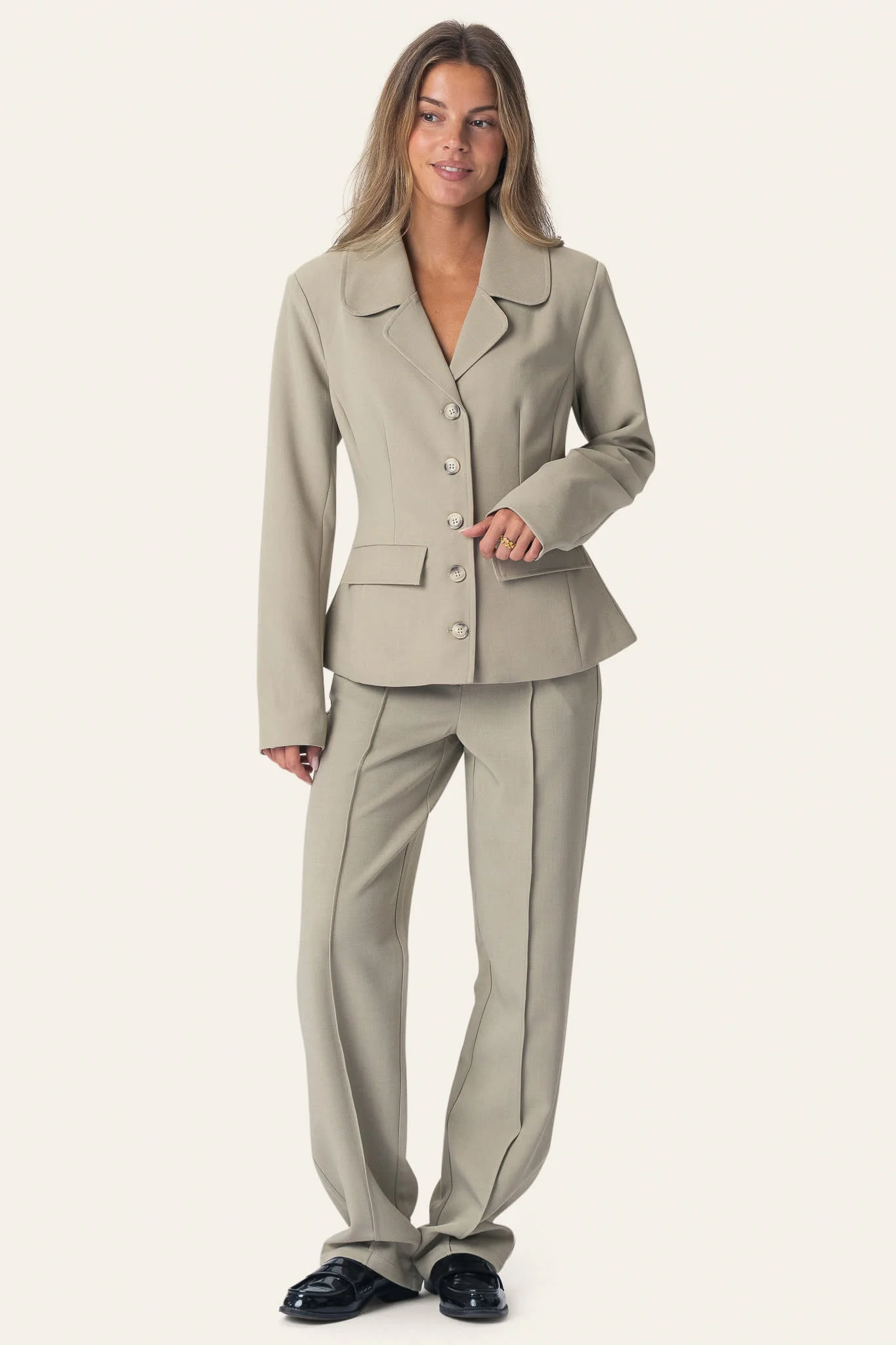 ClaraIC Blazer - Dusty Beige - Image 4
