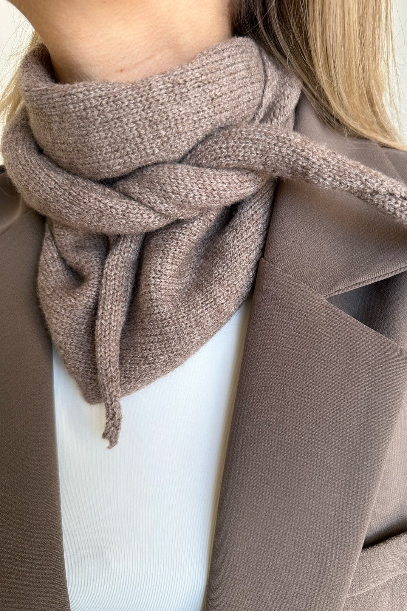 EllieIC Scarf - Beige