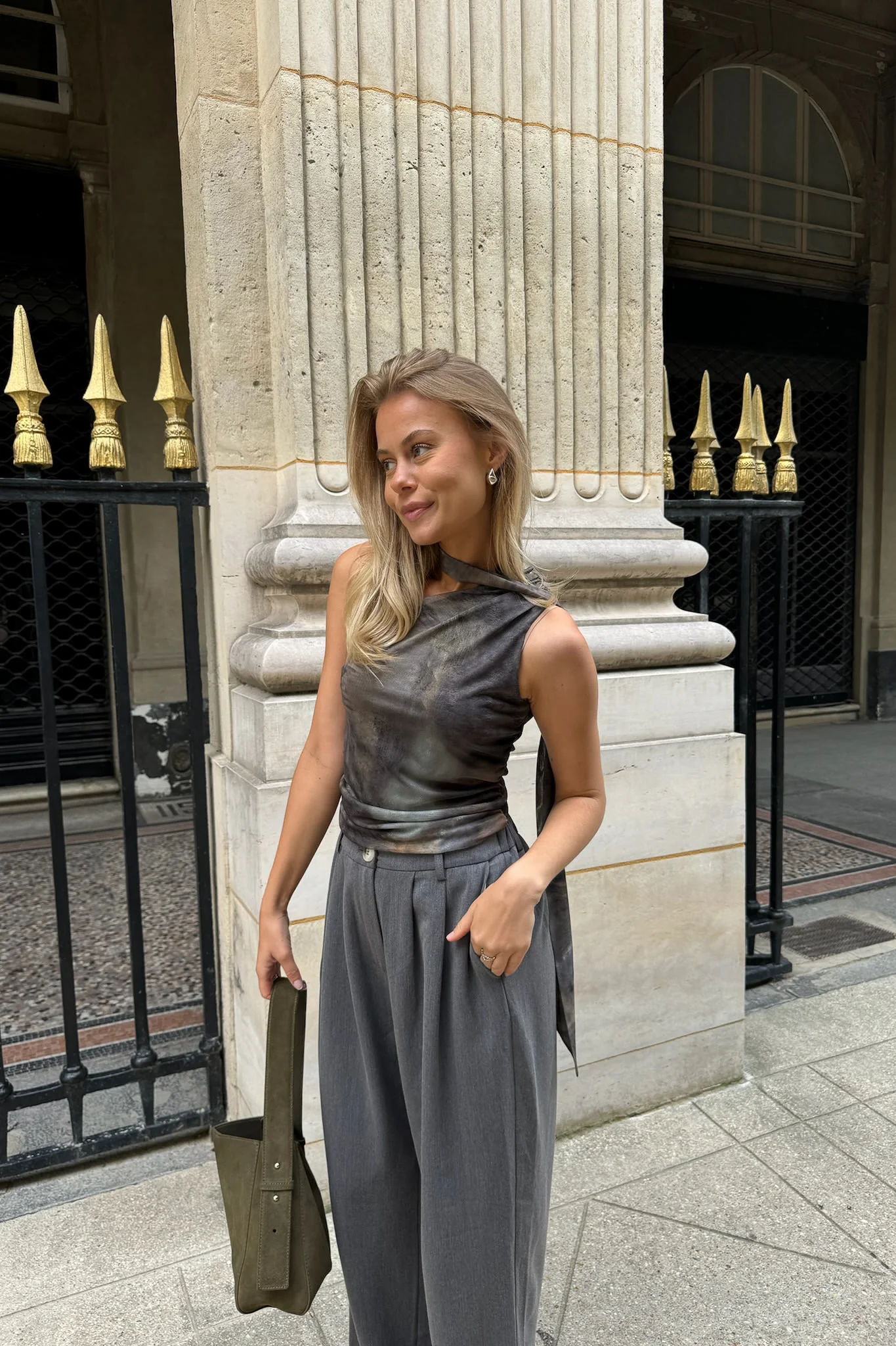 EllieIC Mesh Top - Dusty Earth