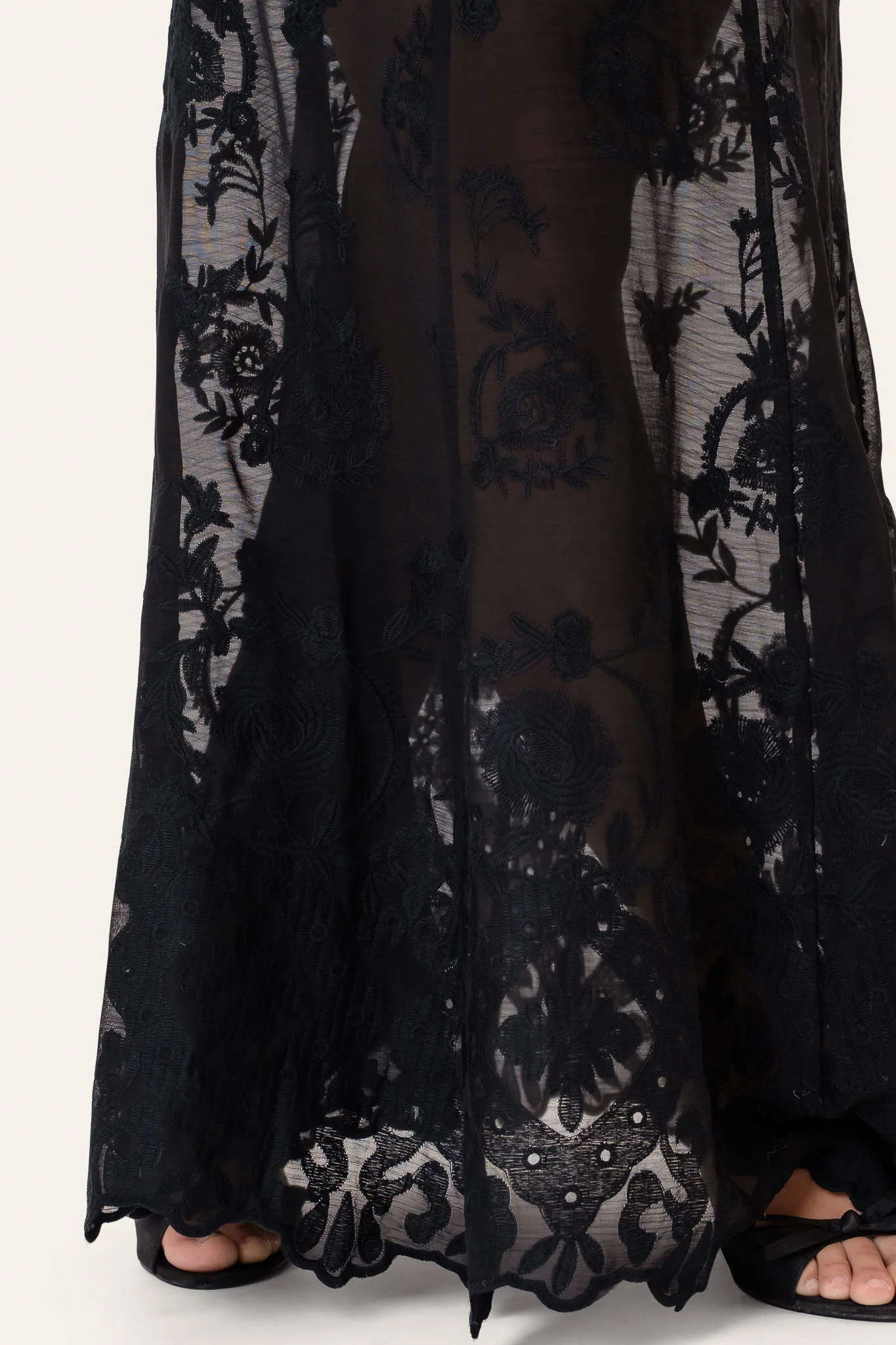 EllinorIC Lace Maxi Skirt - Vintage Black - Image 3