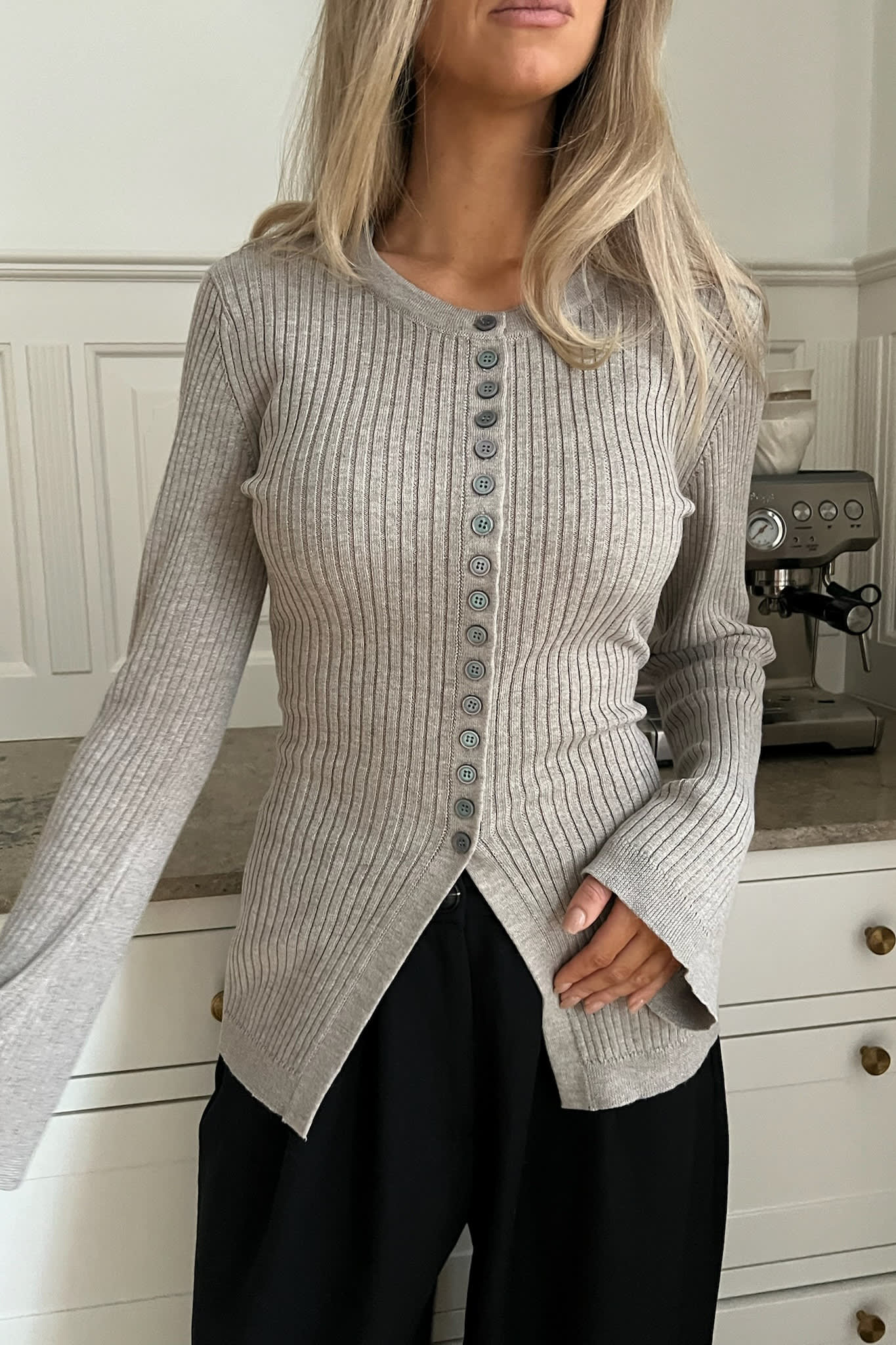 ElmaIC Cardigan - Light Brown - Image 5