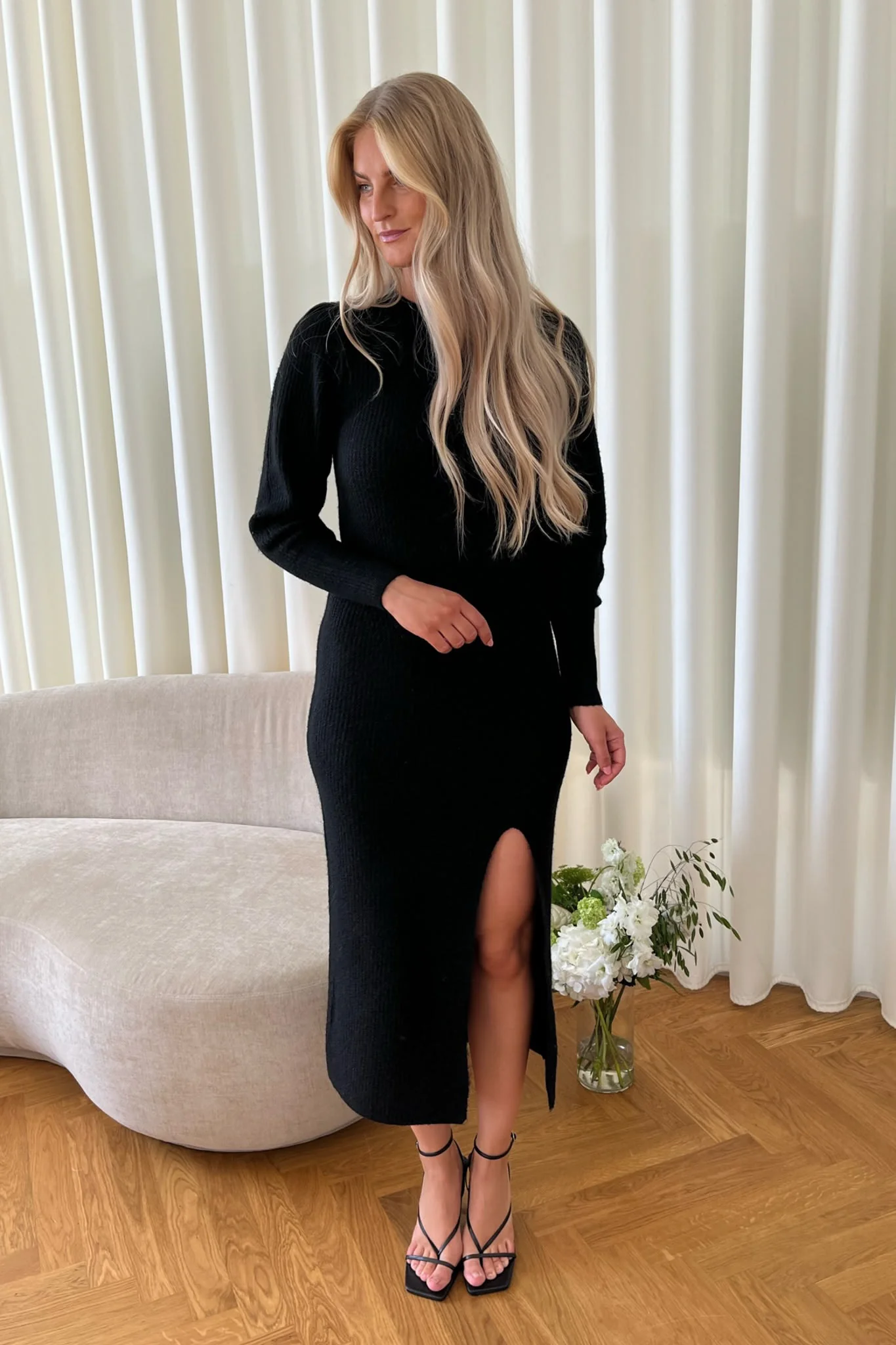 NMEmma LS Oneck Slit Knit Dress - Black - Image 2