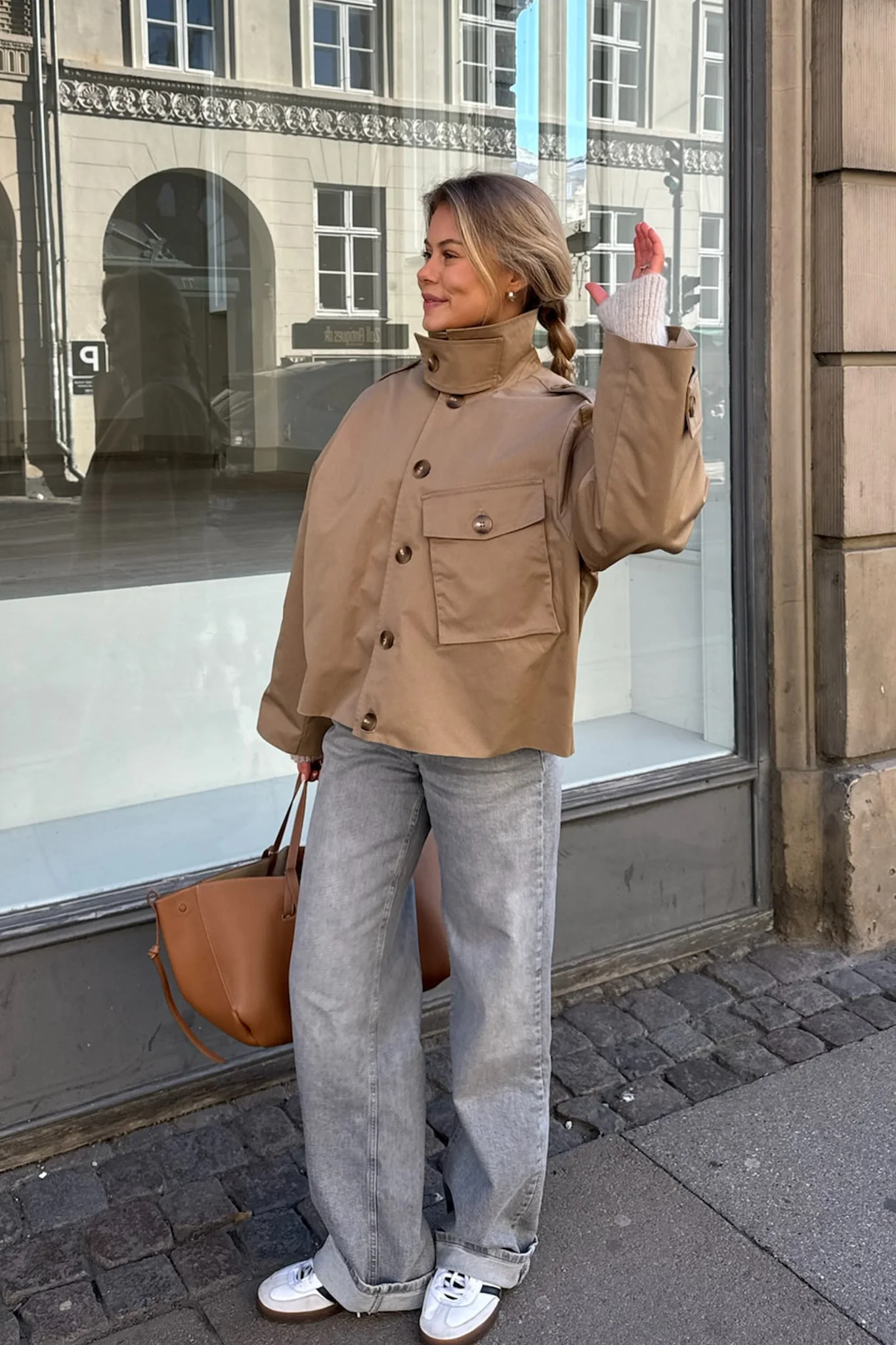 FrejaIC Short Trenchcoat - Brown - Image 4