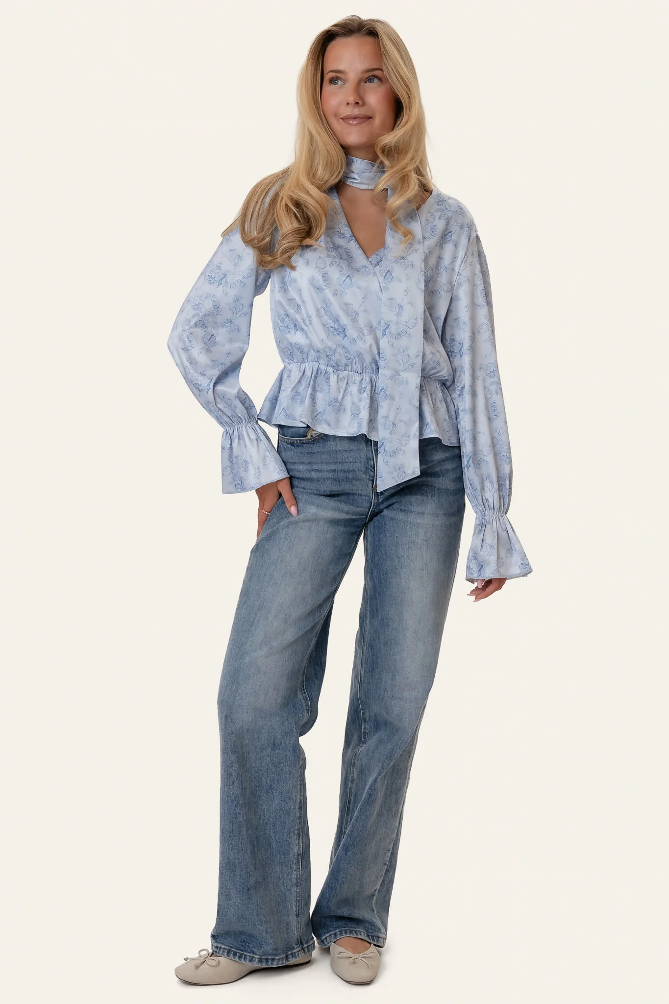 FreyaIC Shirt - Soft Blue Blossom - Image 3