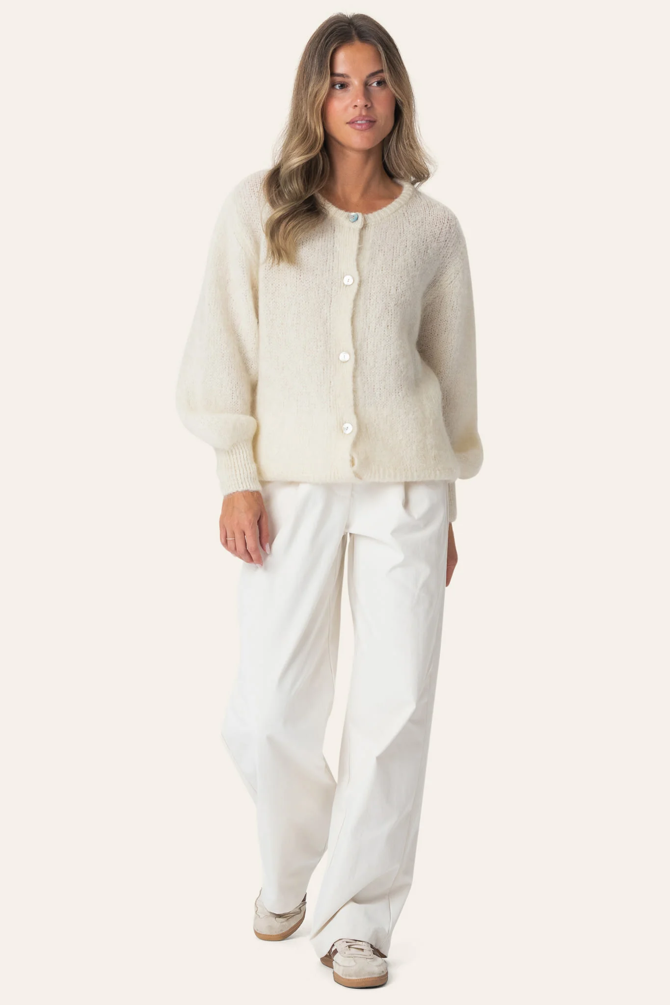 IdaIC Cardigan - White