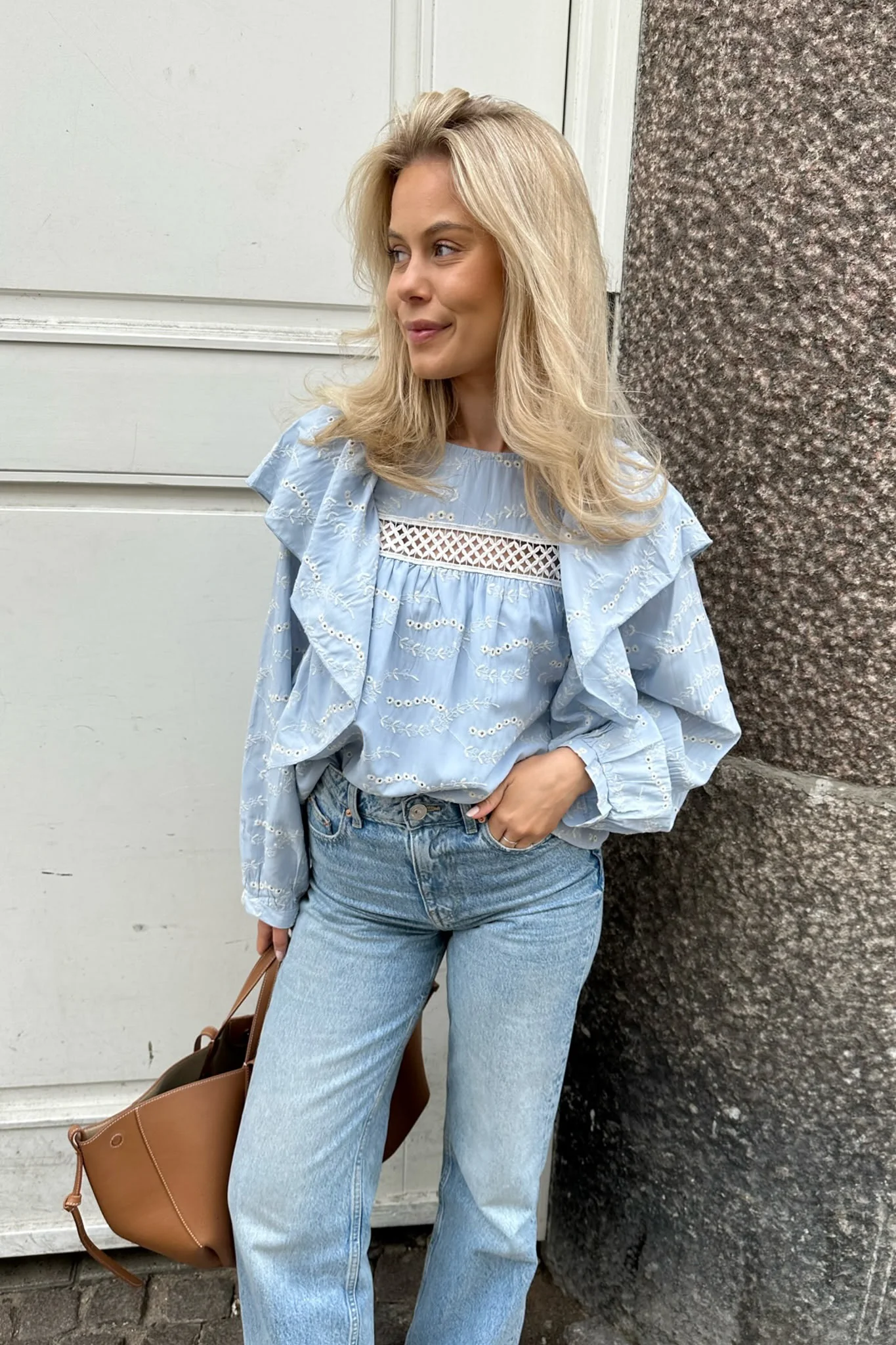 IngridIC Shirt - Blue White Embroidery