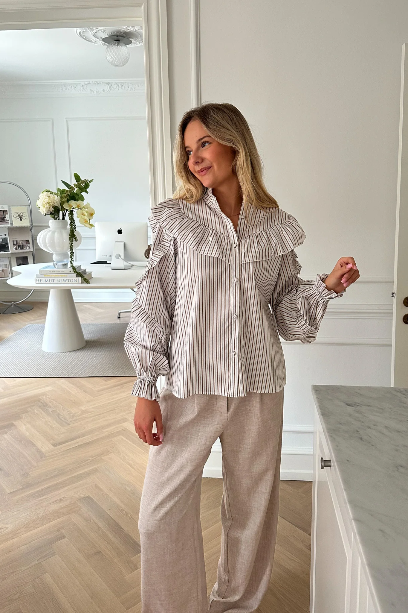 IsaIC Shirt - Beige White Stripe - Image 2