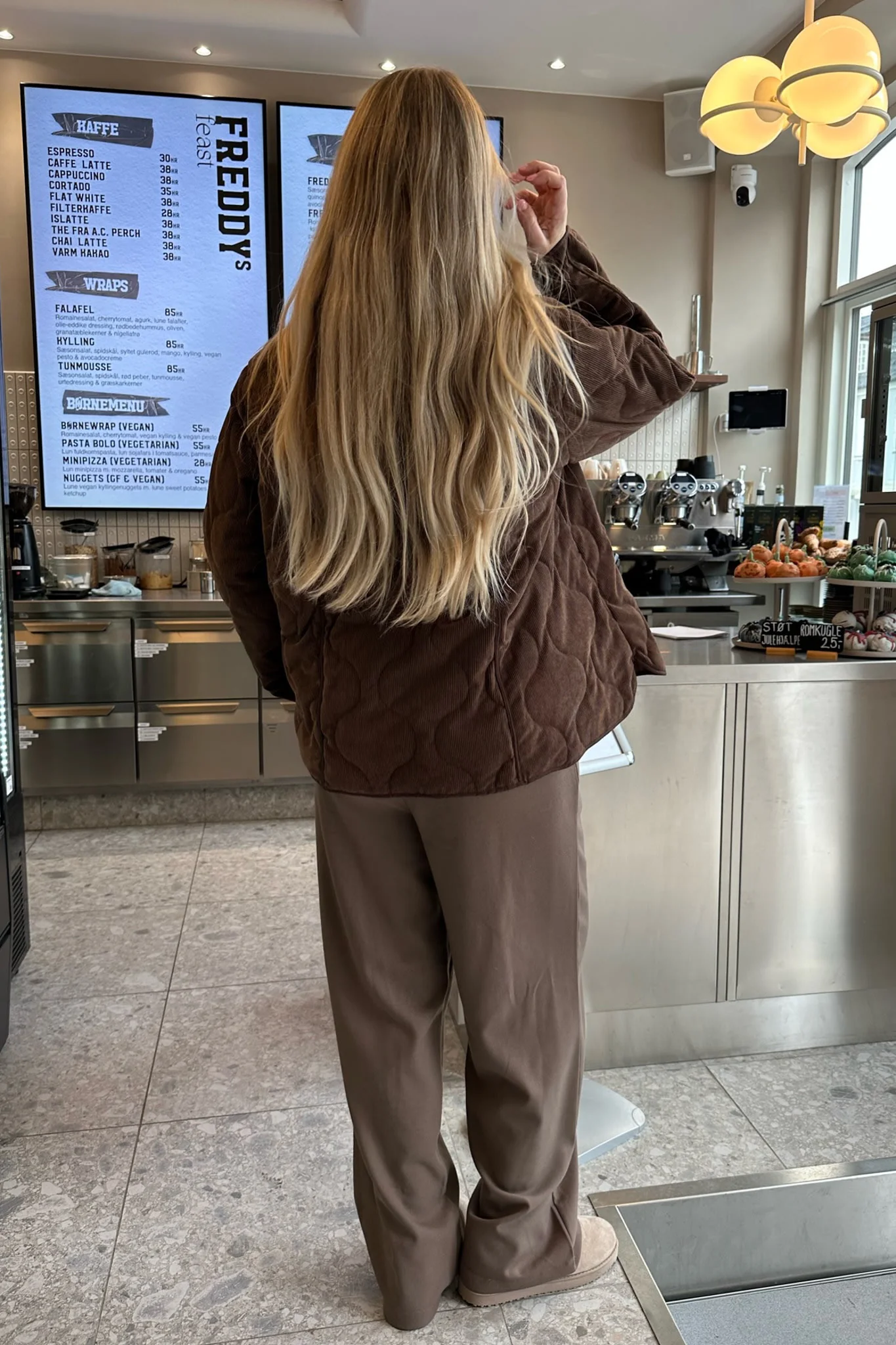 JosieIC Quilted Jacket - Brown Corduroy - Image 9