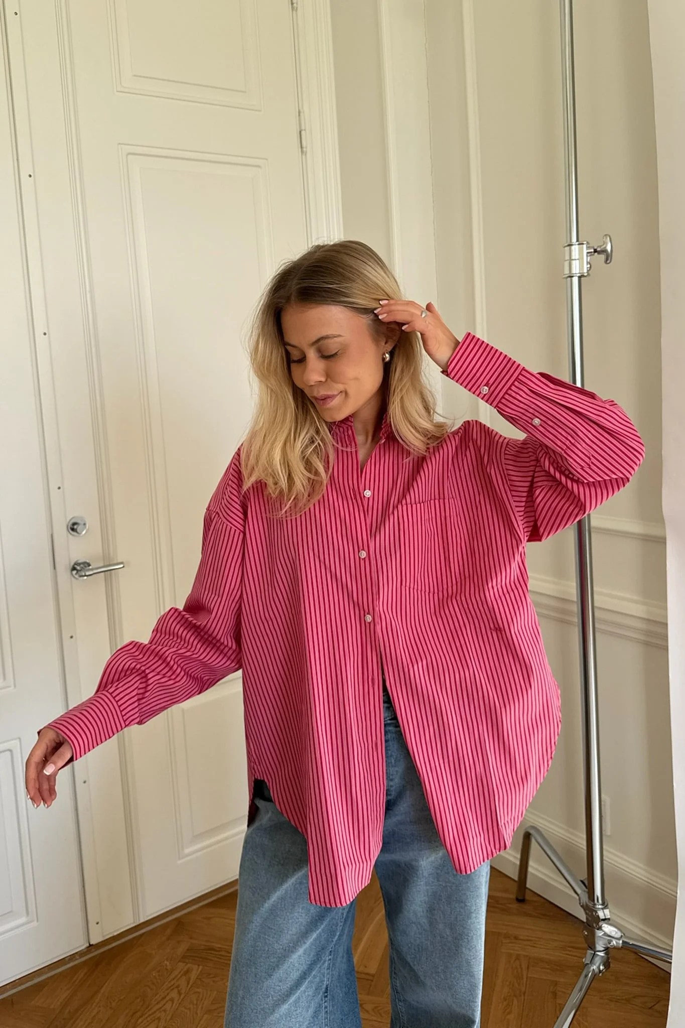 JXJamie LS Relaxed Poplin Shirt - Cerise Stripe - Image 3
