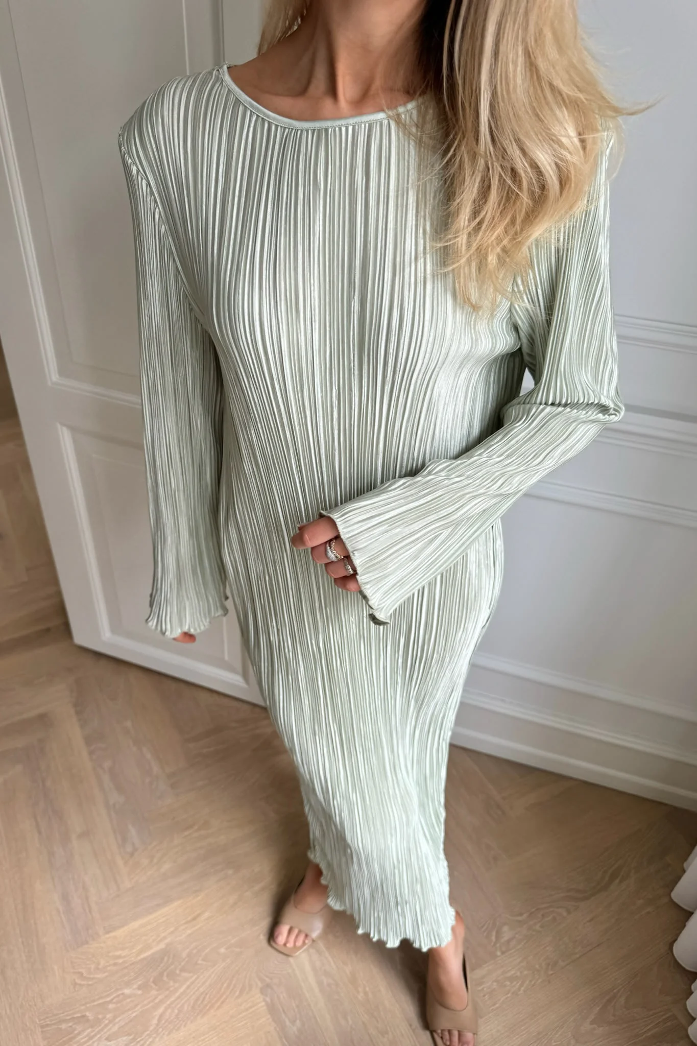 KellyIC Long Plissé Dress - Light Green - Image 2