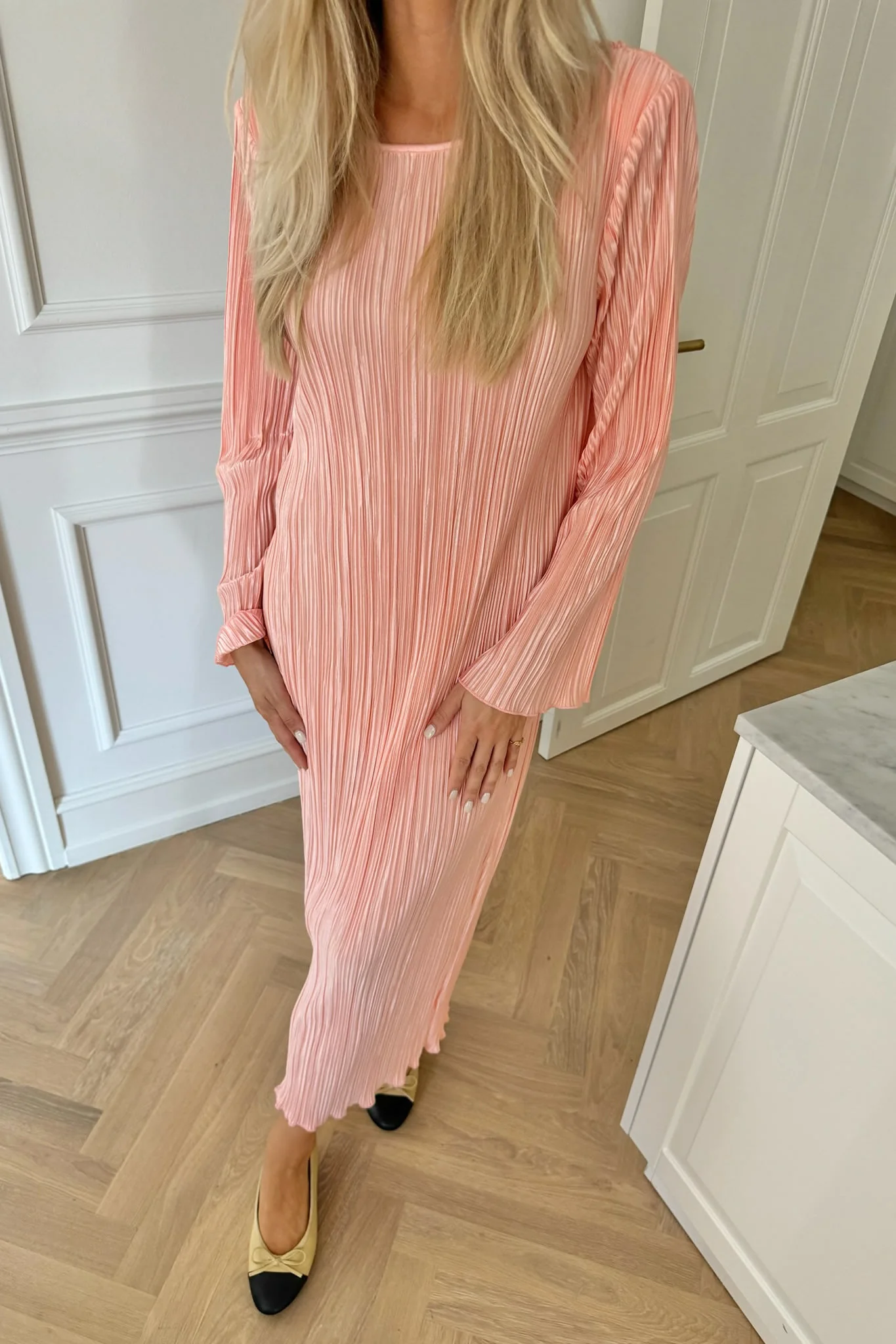 KellyIC Long Plissé Dress - Light Pink - Image 2