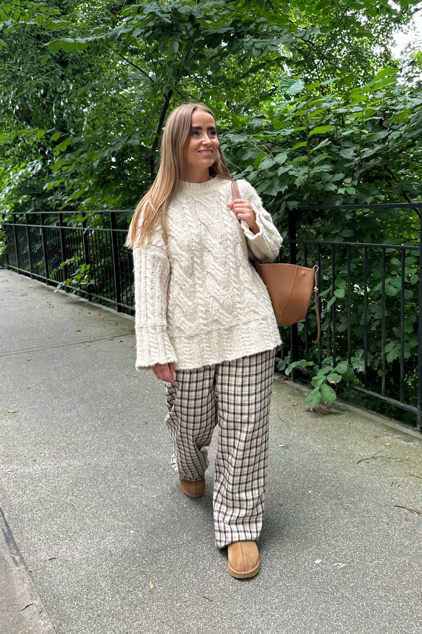 KikiIC Sweater - Off White - Image 5