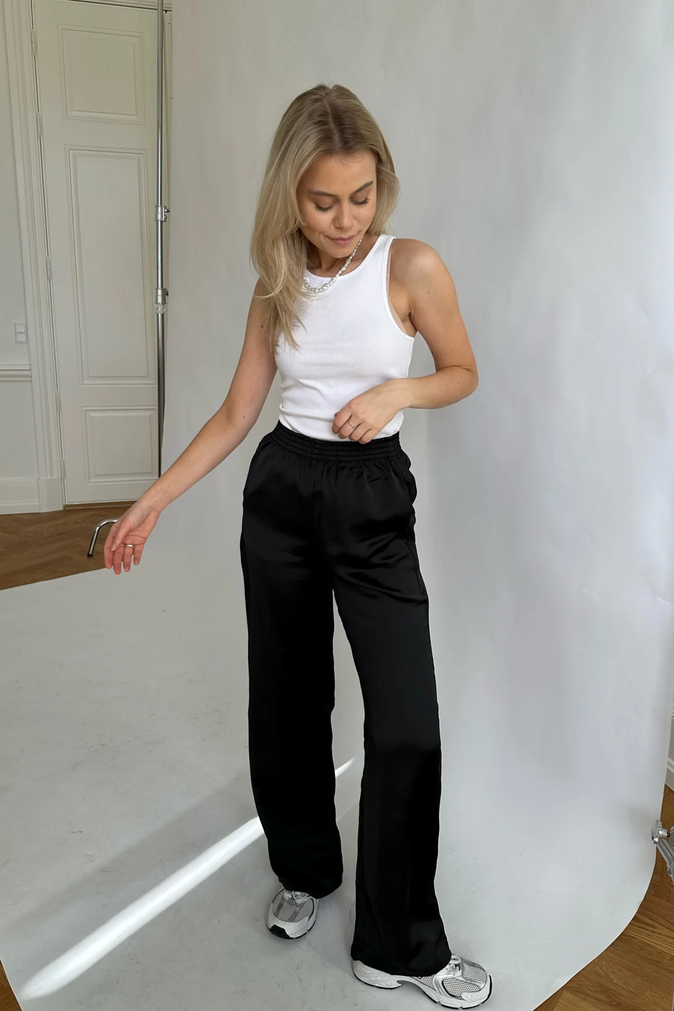 JXKira Regular Satin Pants - Black - Image 6
