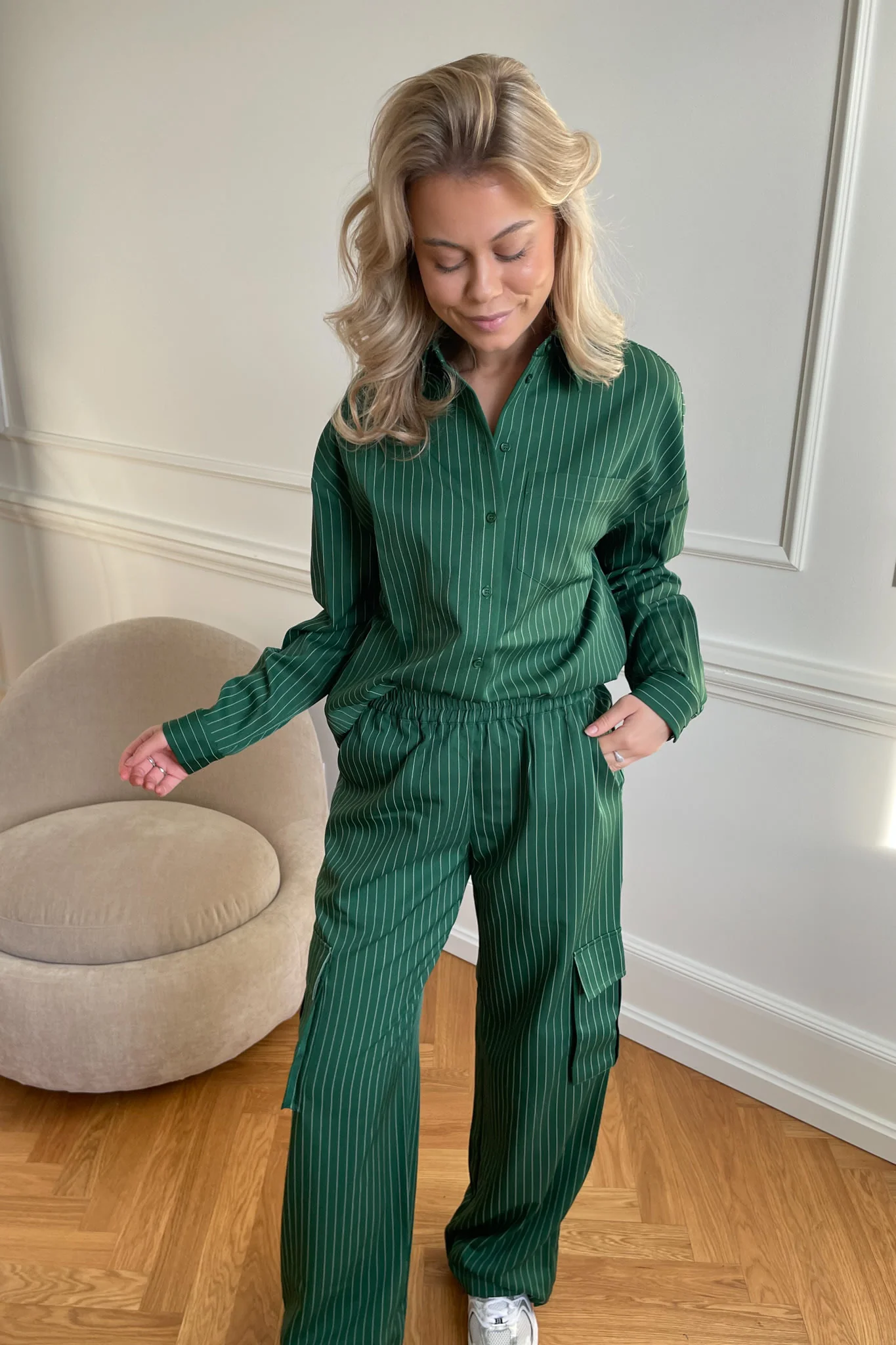 LivaIC Shirt - Dark Green Pinstripe - Image 3