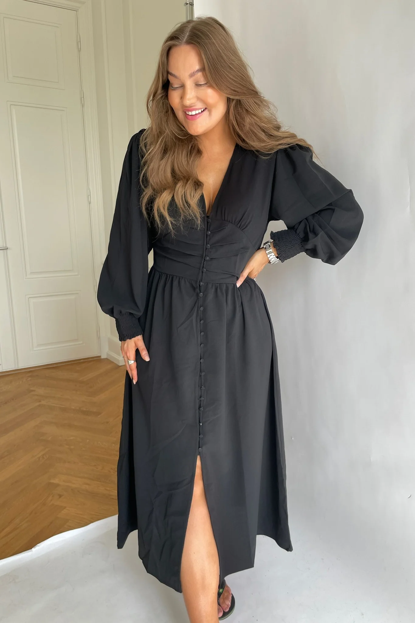 AdelIC Long Dress - Black - Image 3