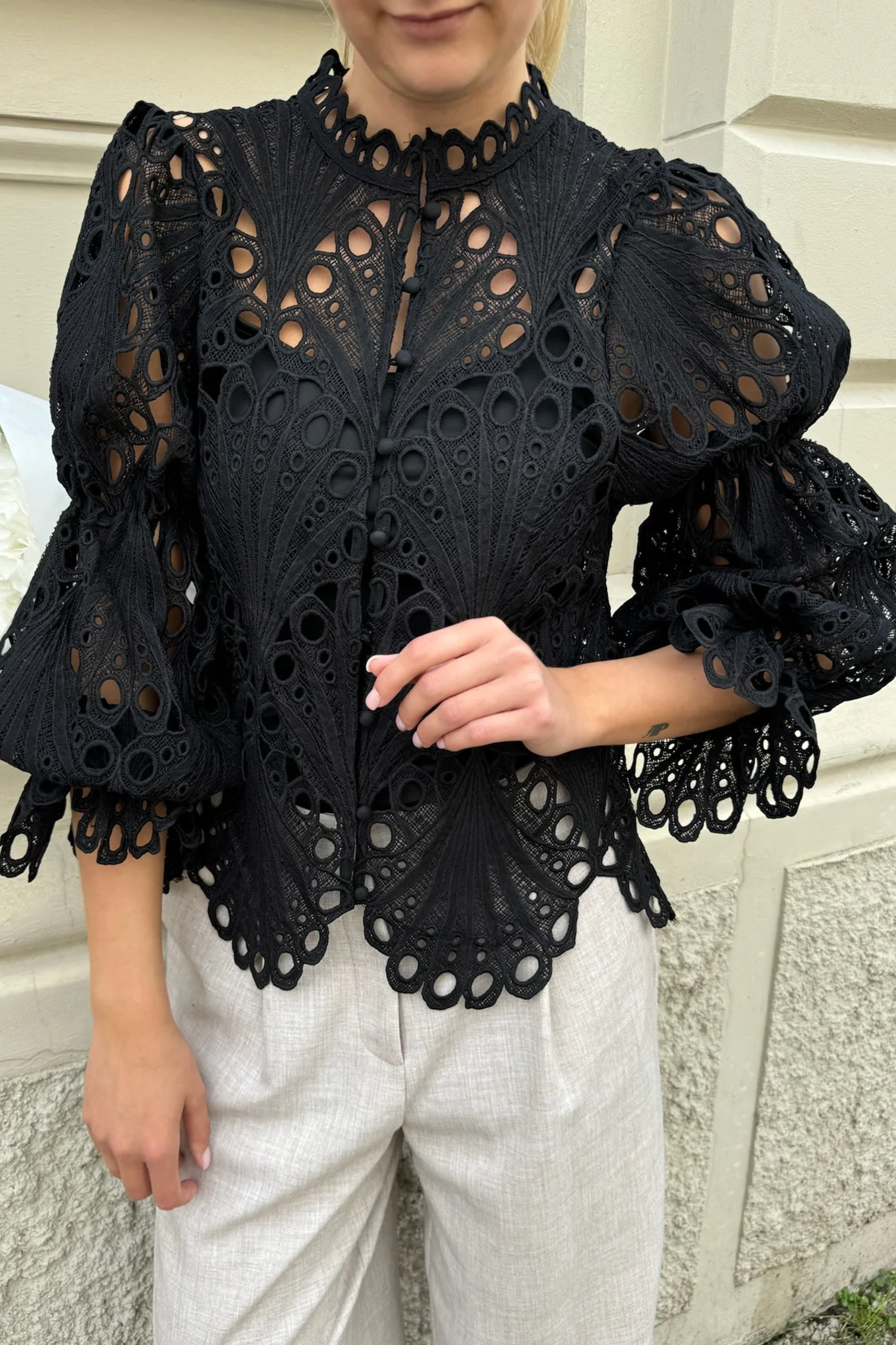 MajaIC Shirt - Black - Image 9