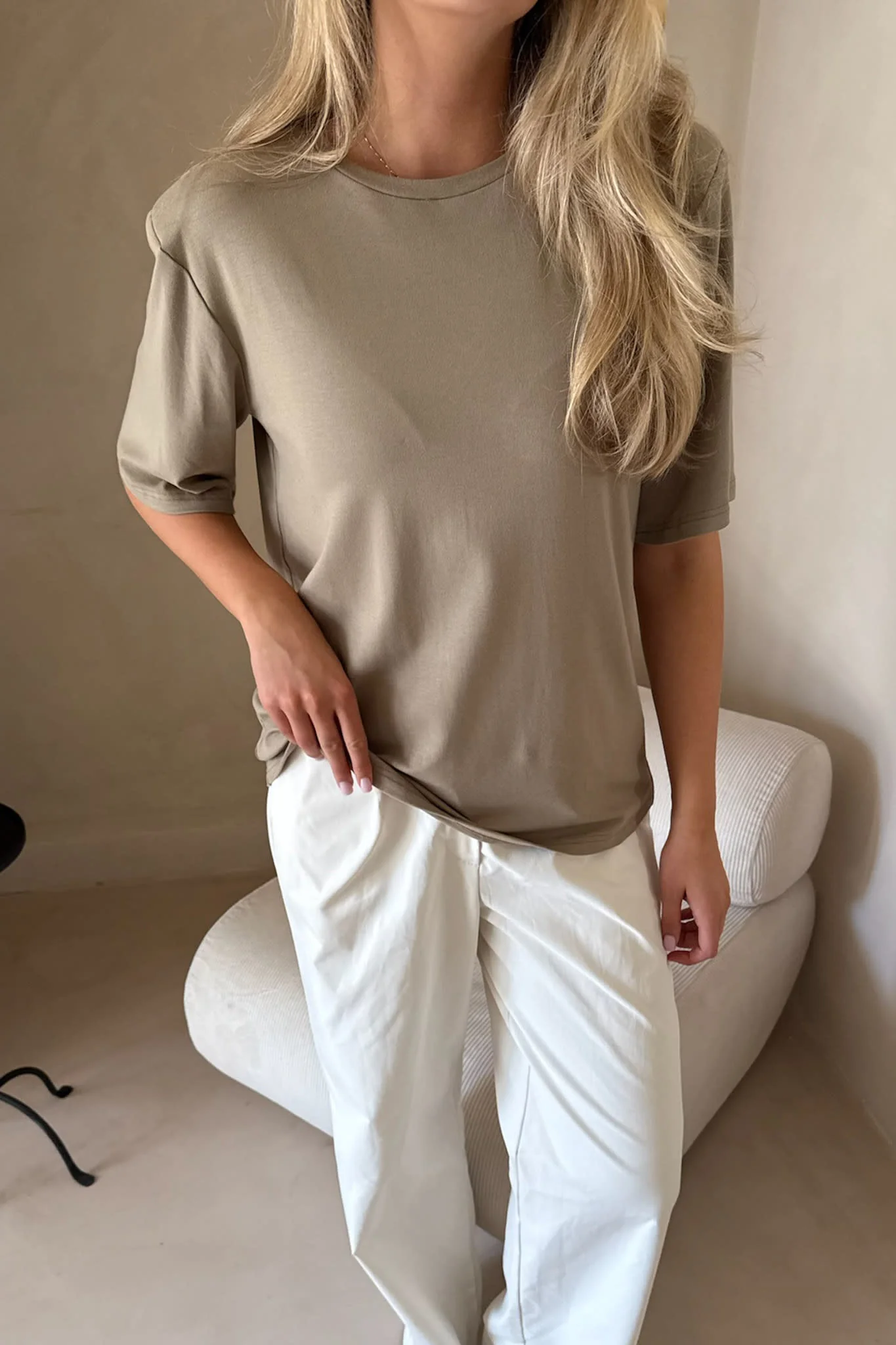MarieIC Tshirt - Khaki - Image 2