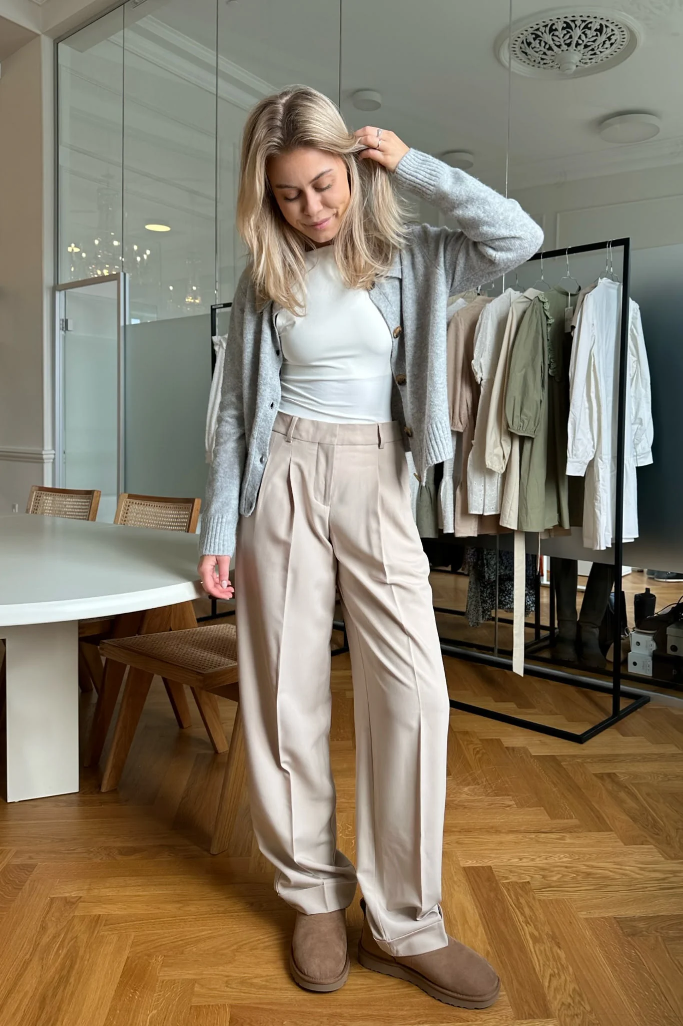 JXMary Regular Pleated MW Pants - Oatmeal - Image 3