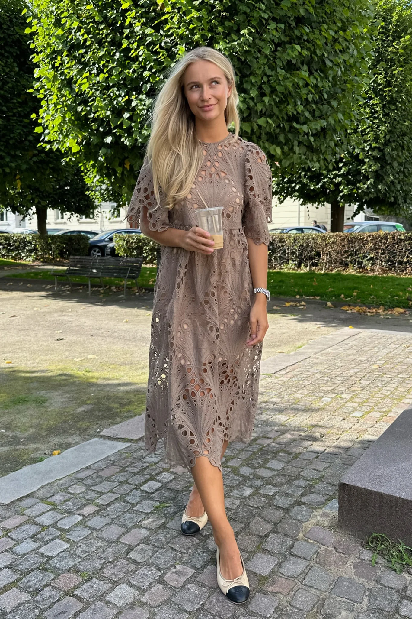 MeliaIC Midi Lace Dress - Mocca - Image 5