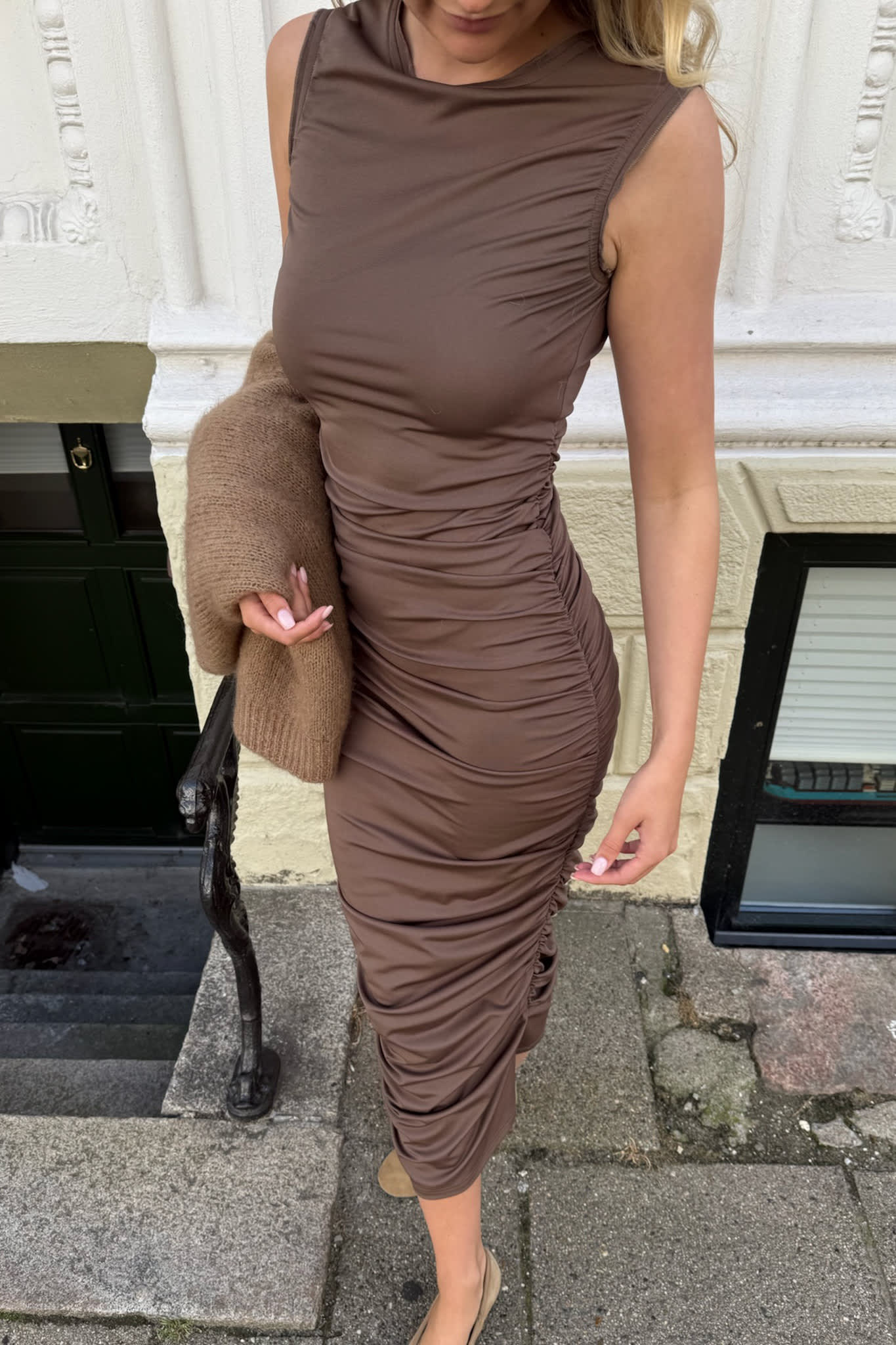 MiraIC Dress - Dark Brown - Image 5