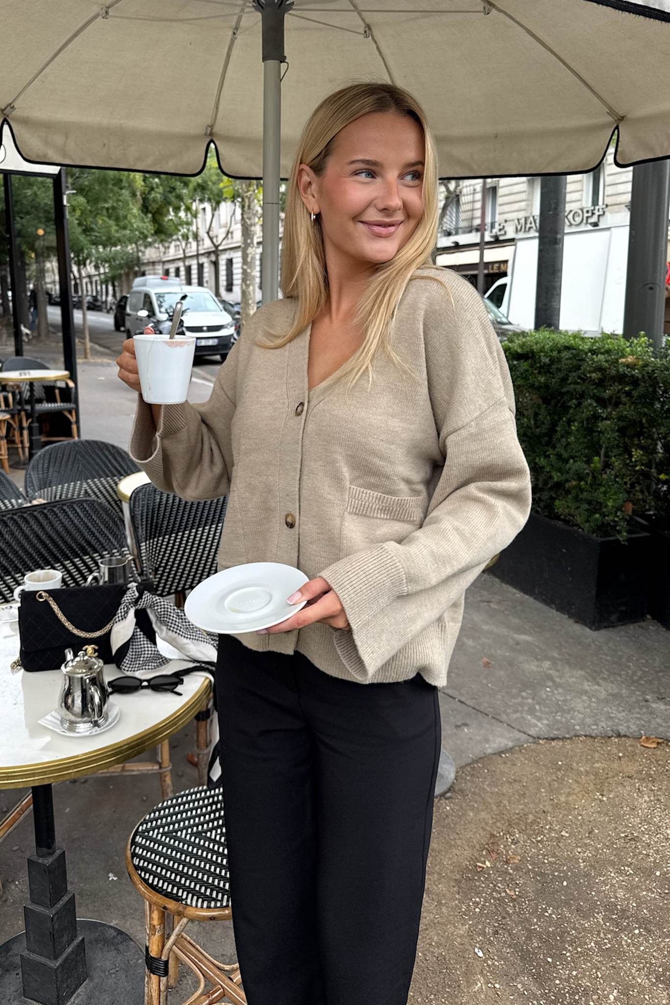MollyIC Cardigan - Beige