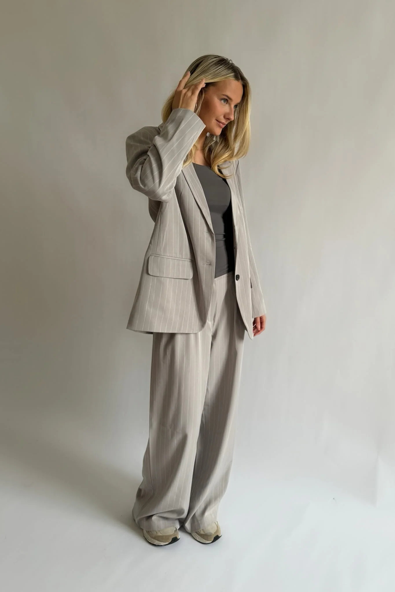 NMVera NW Wide Leg Pant - Light Grey Melange White Pinstripes - Image 2