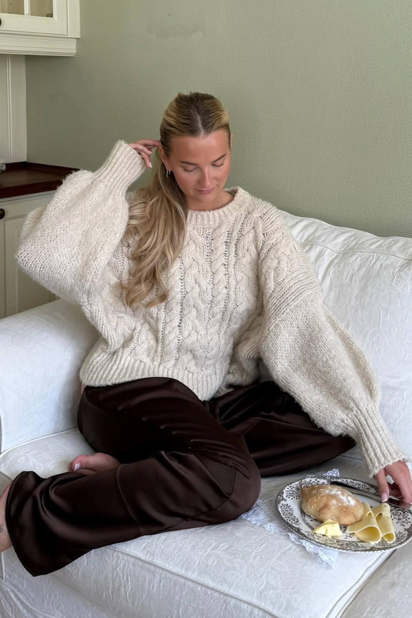 NoraIC Sweater - Off White - Image 5