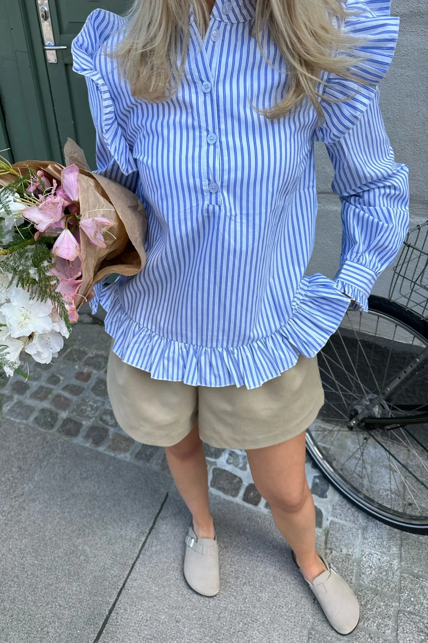 NunaIC Shirt - White Blue Stripes