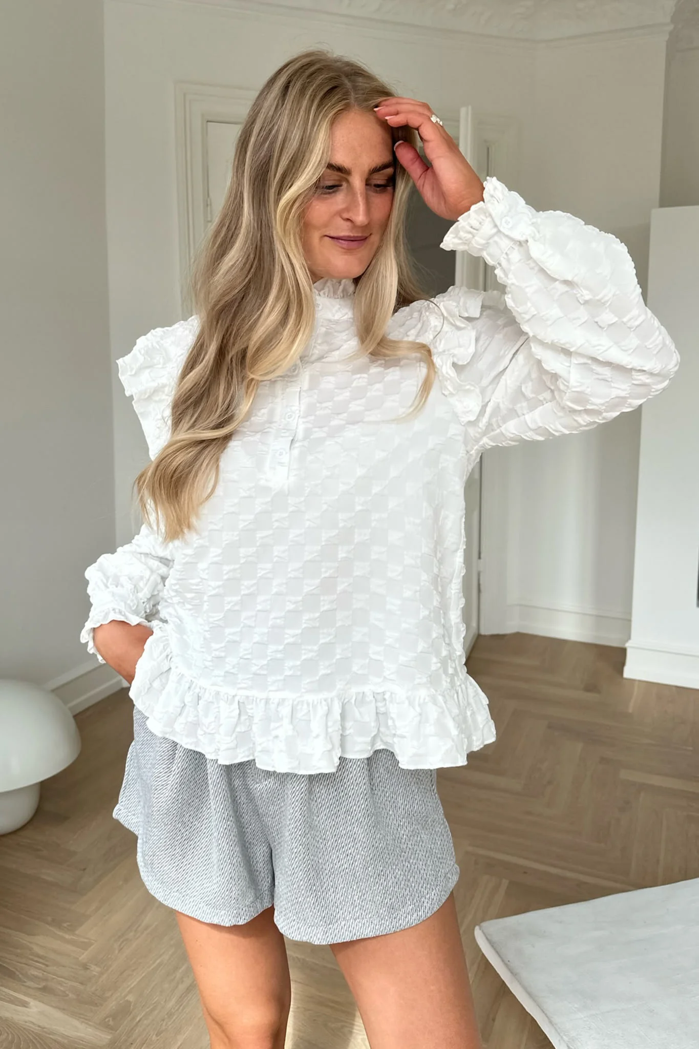 NunaIC Shirt - Bubble White - Image 6