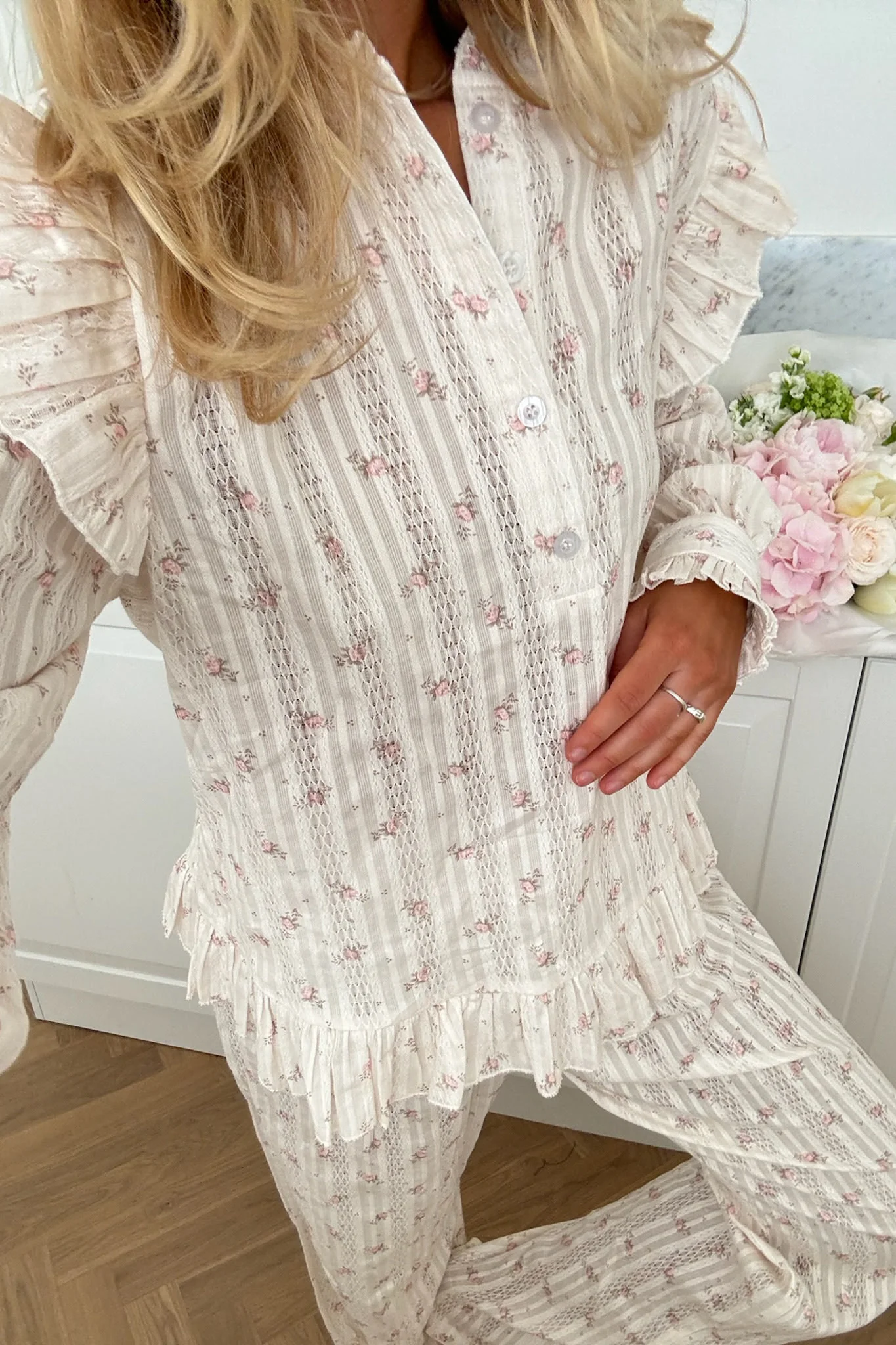 NunaIC Shirt - Romantic Rose Print