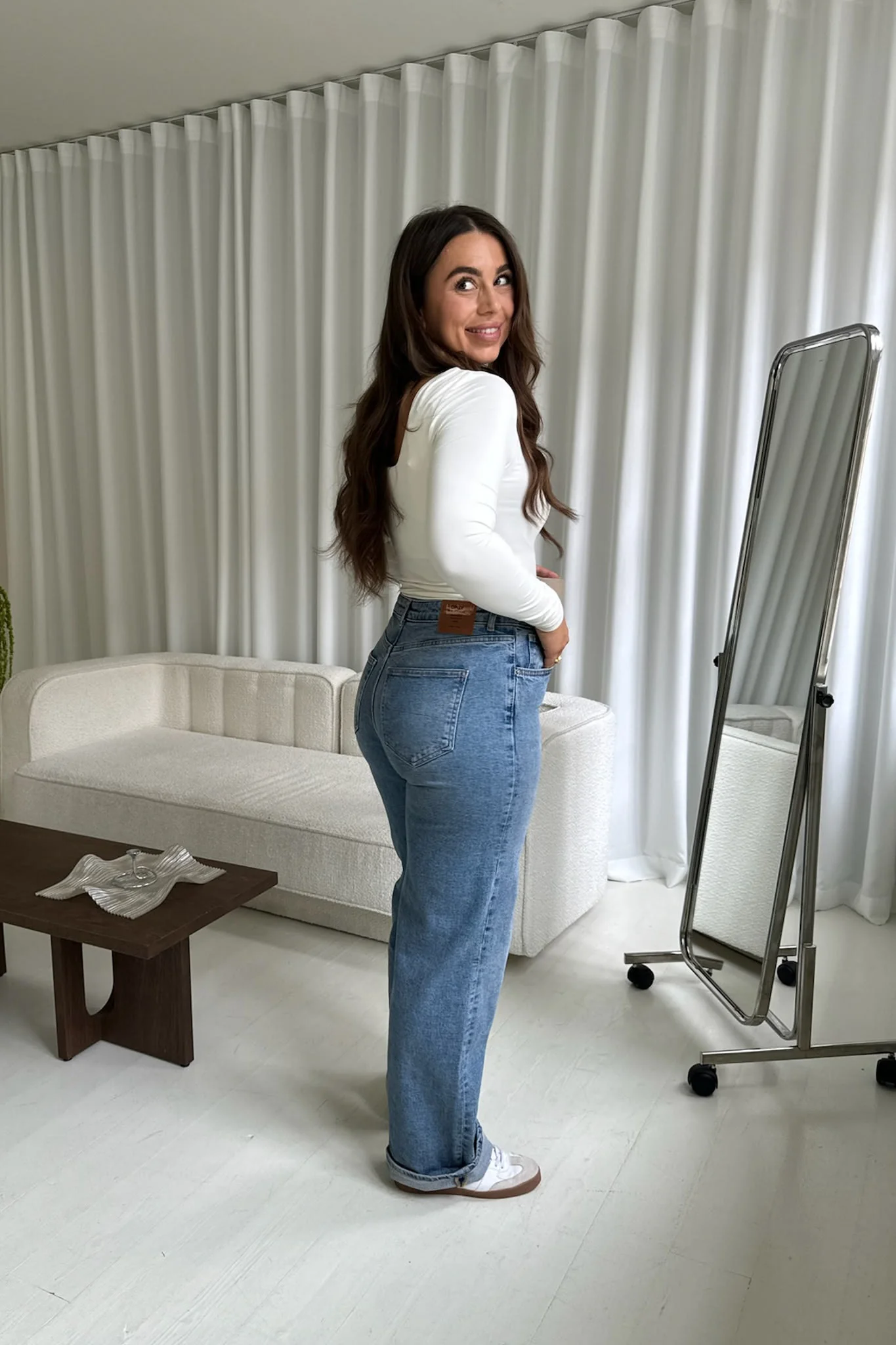 ONLJuicy HW Wide Leg Pants - Medium Blue Denim - Image 3