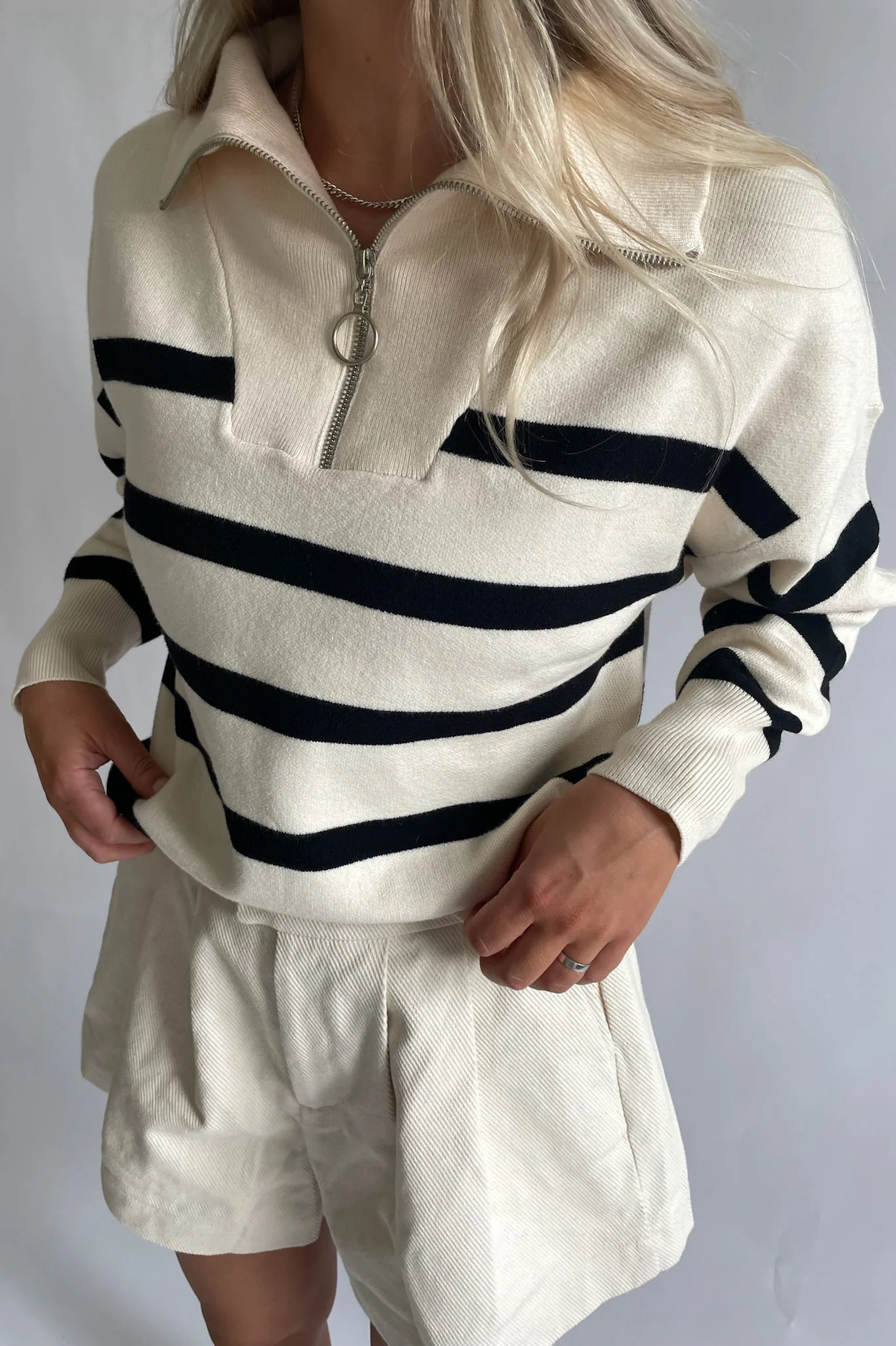VMSaba Stripe LS Roolneck Blouse - Birch Black - Image 6