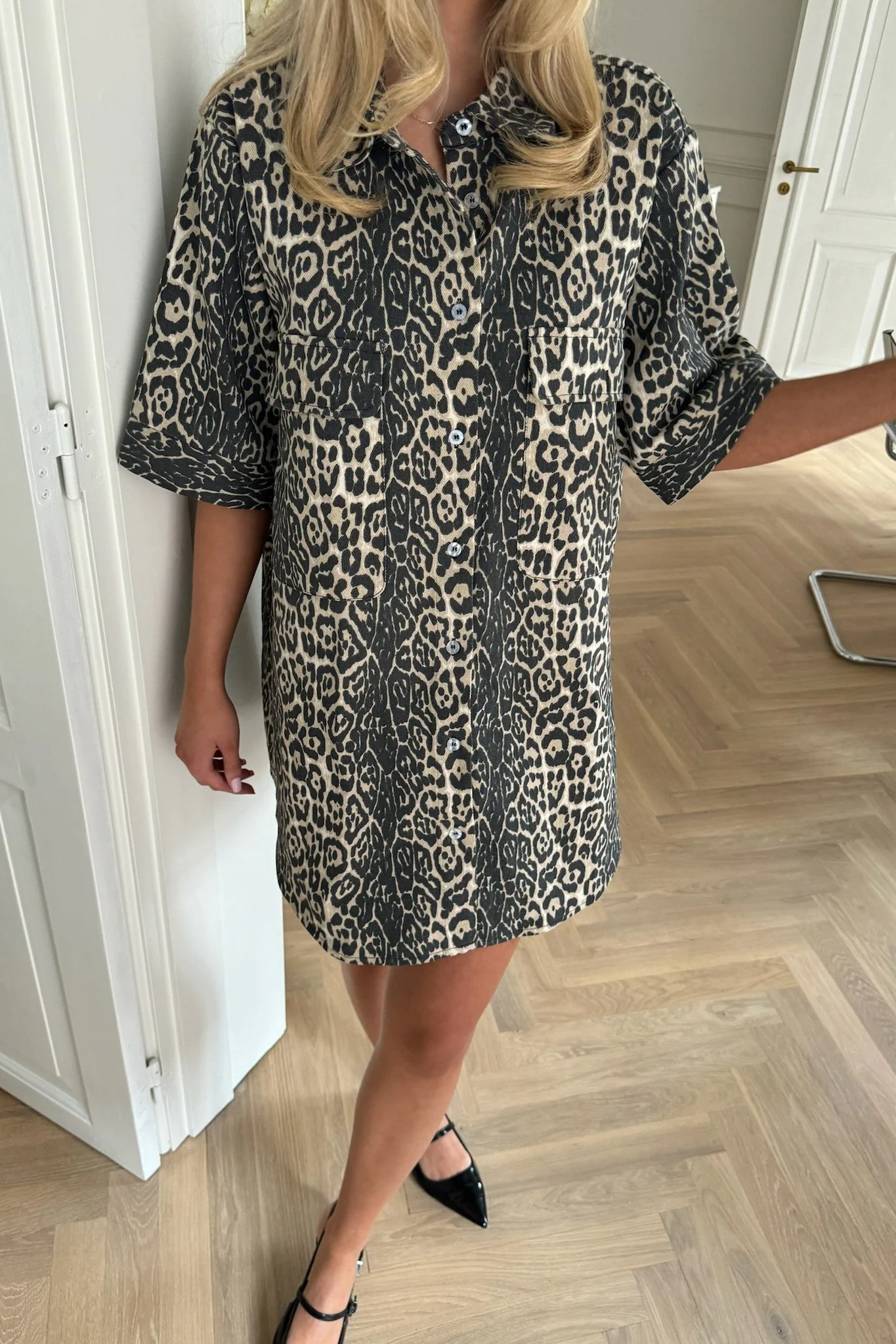 SeldaIC Shirt Dress - Leo Print - Image 4