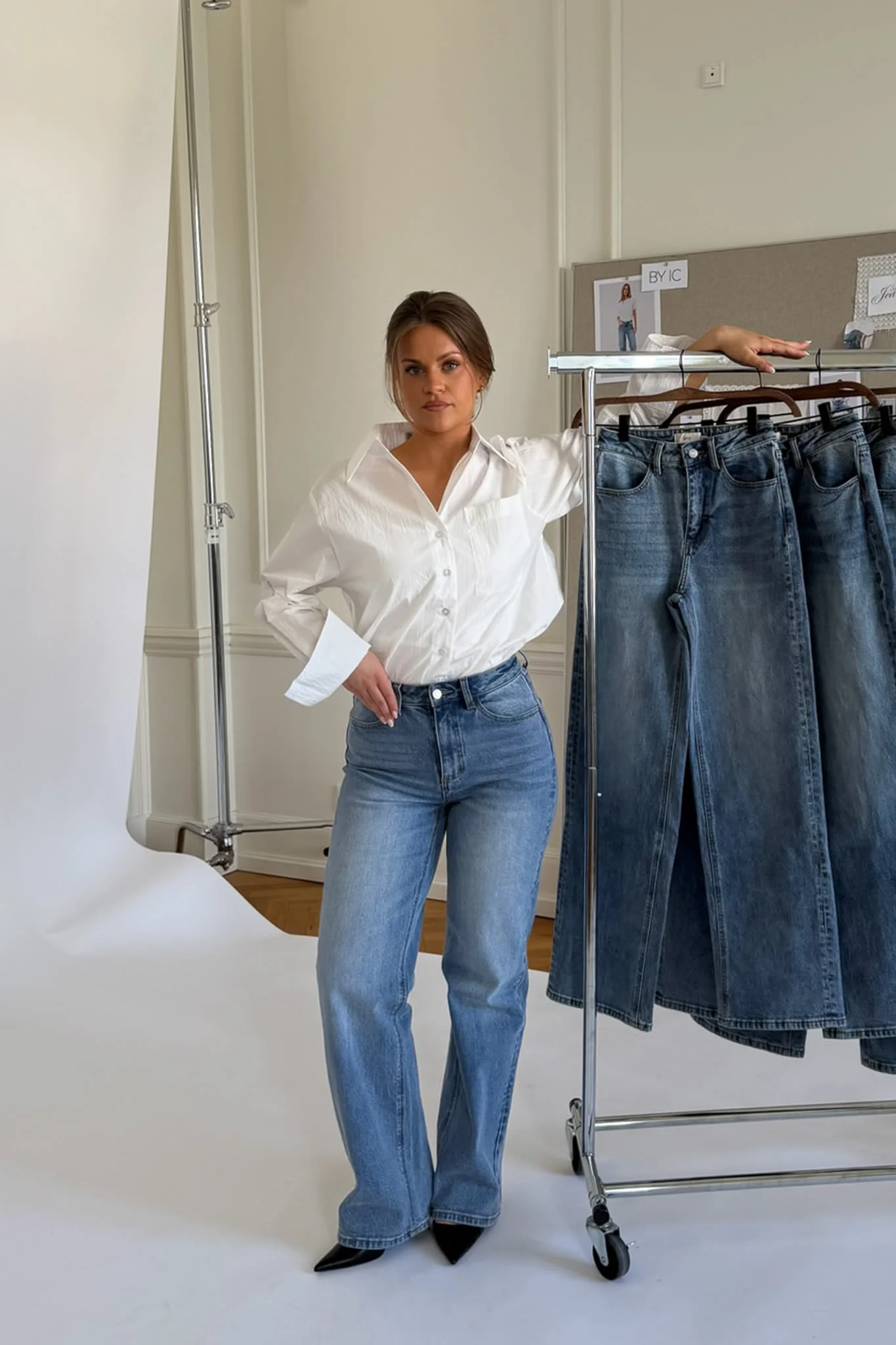 SignatureIC Jeans - Medium Blue Denim - Image 9