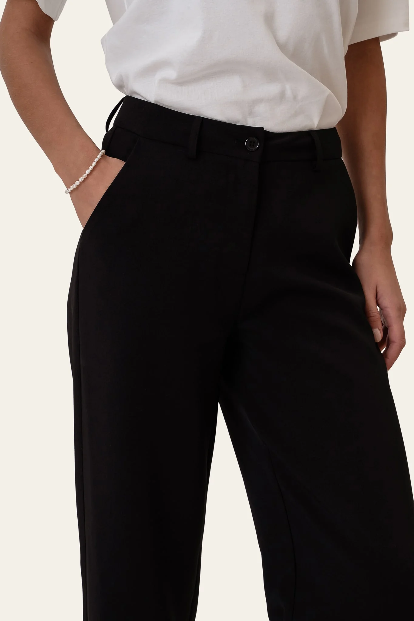 SignatureIC Wide Pants - Black - Image 4