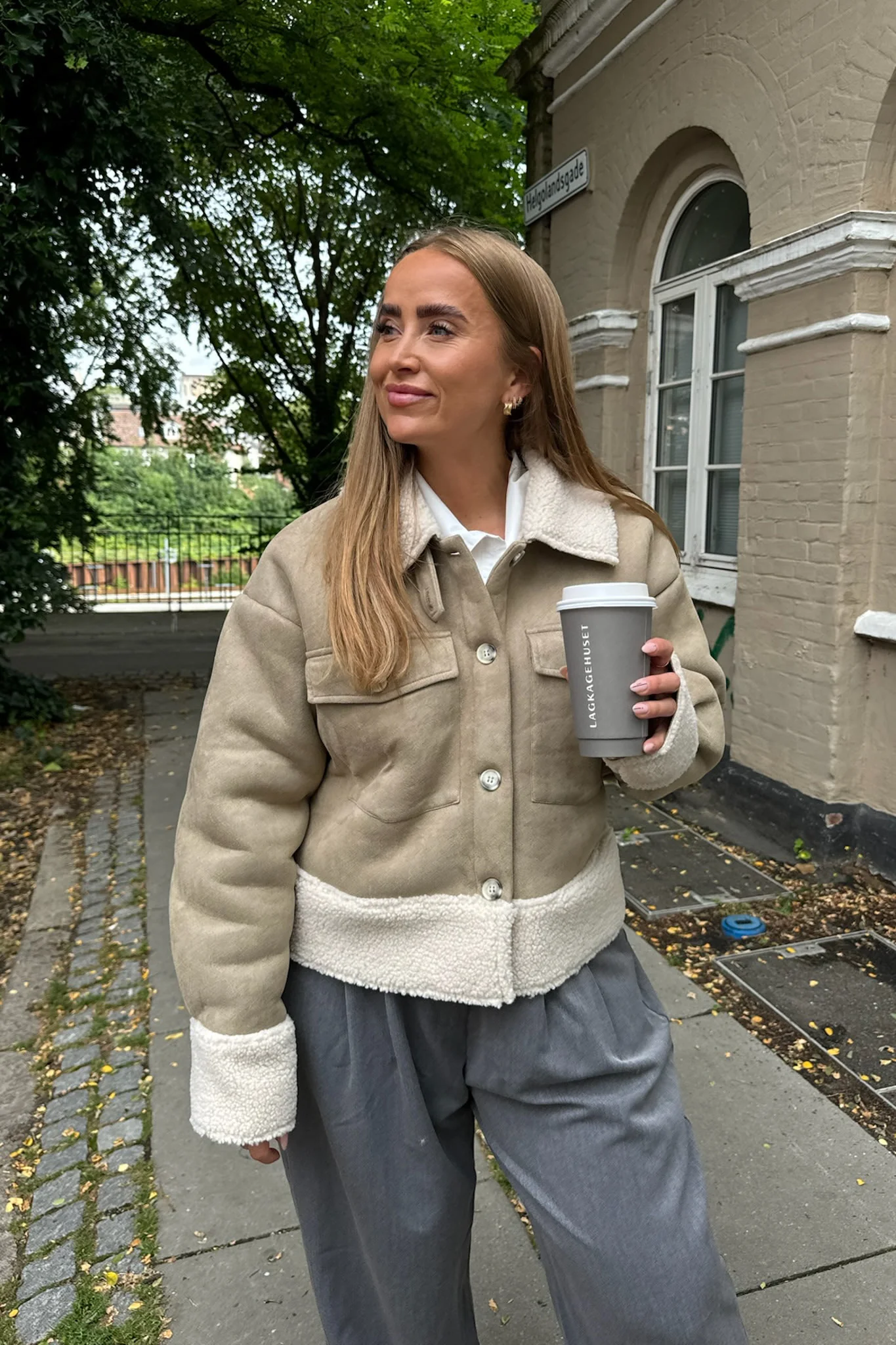 TheaIC Teddy Jacket - Light Brown - Image 13
