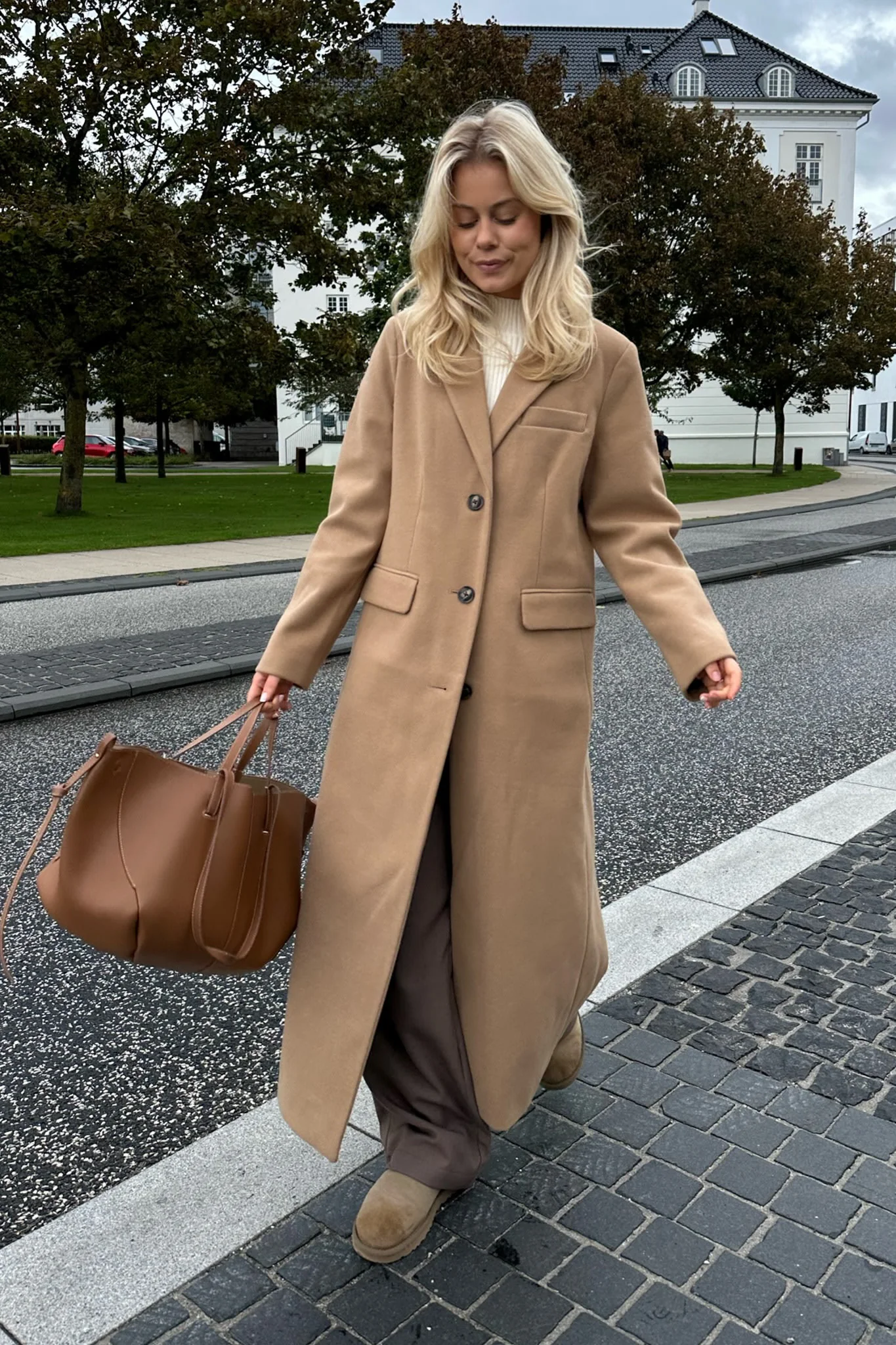 VMVincemilan Long Coat - Tigers Eye Solid - Image 3